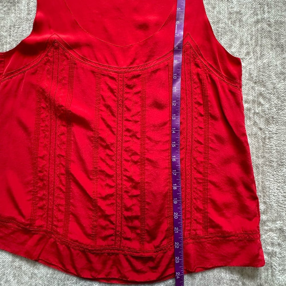 Fossil Tomato Red Silk Pin Tuck Laser Cut Tank Top, Size M - Picture 6 of 6